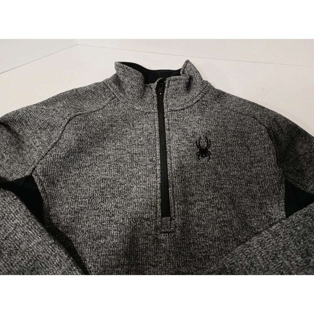 Spyder Gray and Black 1/4 Zip Sweatshirt Mens size Large‎ Excellent Shape